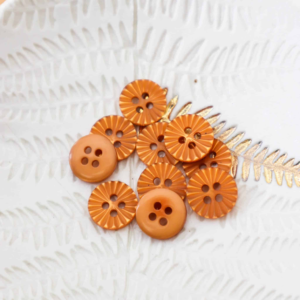 LISE TAILOR - BOUTON PÂQUERETTE - 12MM - BOTERBLOEM