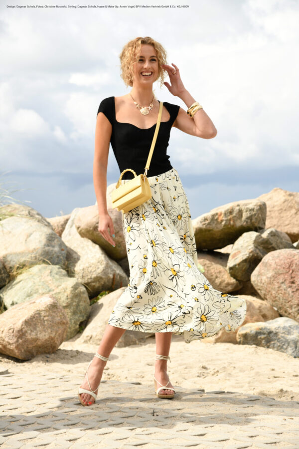 Produktion / Styling : Dagmar Scholz, Hair Make up ; Petra Sulgor HILCO TEXTILES - HEIDRUN - VISCOSE