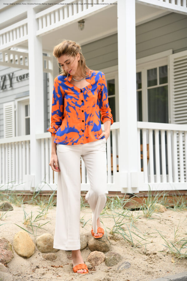 Blouse_opstaande-kraag