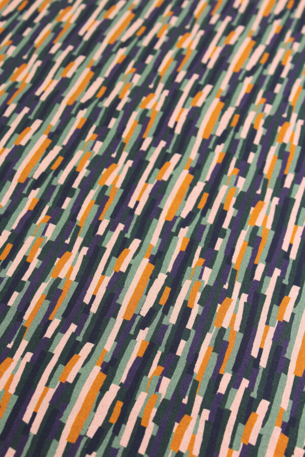 tissu-popeline-de-viscose-roc-violet-eglantine-et-zoe